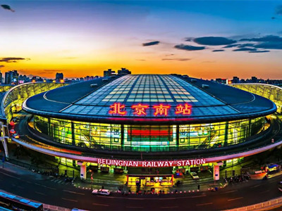 北京南高鐵站廣告